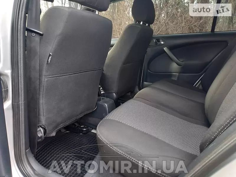Чехлы Opel Vivaro B, R. Trafic 2014-2019 (1+2)(1 водительский подлокотн; пассажир спинка цельная; сидение раздельное 1/2 1/2; 2 3123232559 фото
