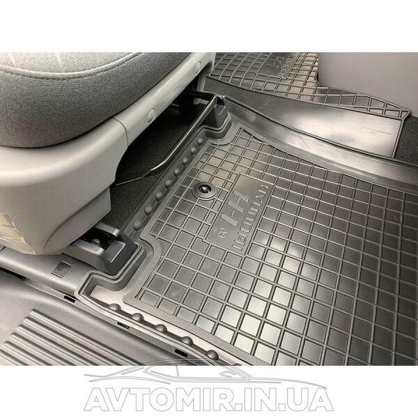 Коврики HYUNDAI H-1 (2008>) (2-й ряд) (вантажнопасажир., двоє бічних дверей) AGumm резиновые в салон 11867 фото