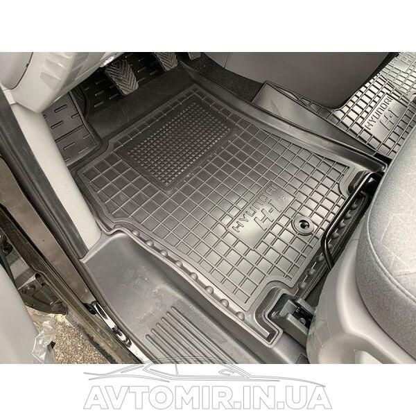 Коврики HYUNDAI H-1 (2008>) (2-й ряд) (вантажнопасажир., двоє бічних дверей) AGumm резиновые в салон 11867 фото