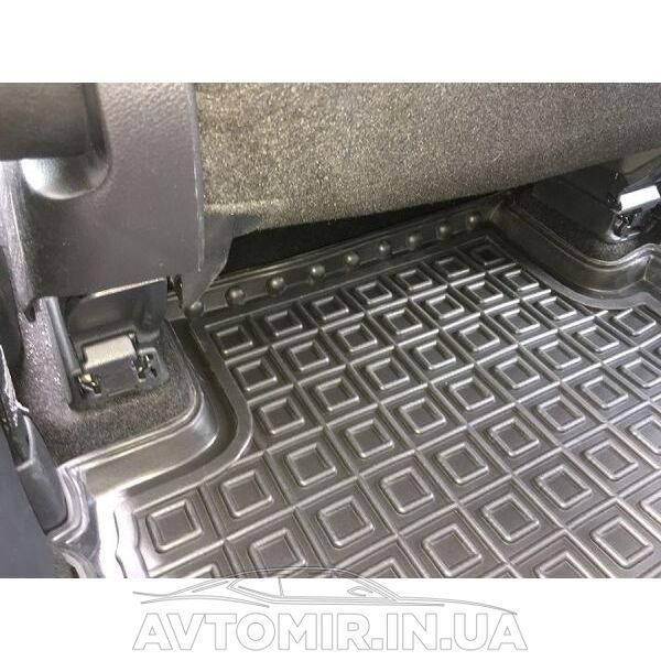 Коврики TOYOTA Corolla (2019>) (hybrid / ДВЗ) AGumm резиновые в салон 11762 фото